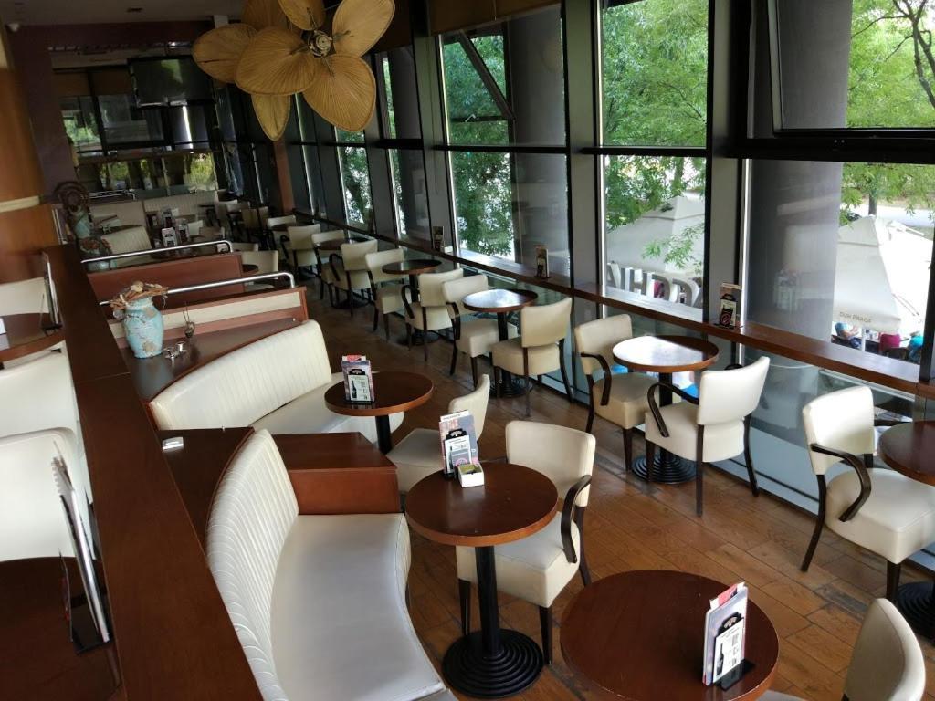 Spacious Studio Park City Νόβι Σαντ Εξωτερικό φωτογραφία