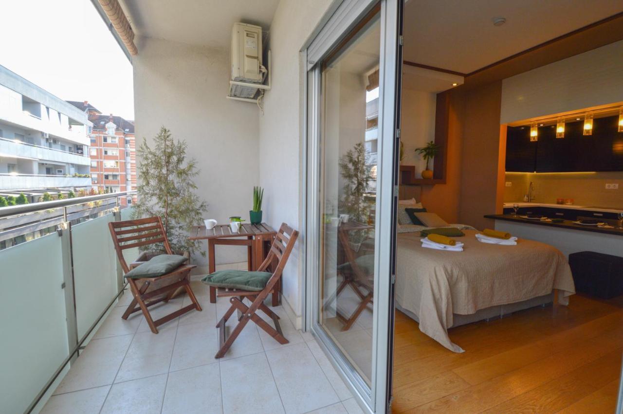 Spacious Studio Park City Νόβι Σαντ Εξωτερικό φωτογραφία