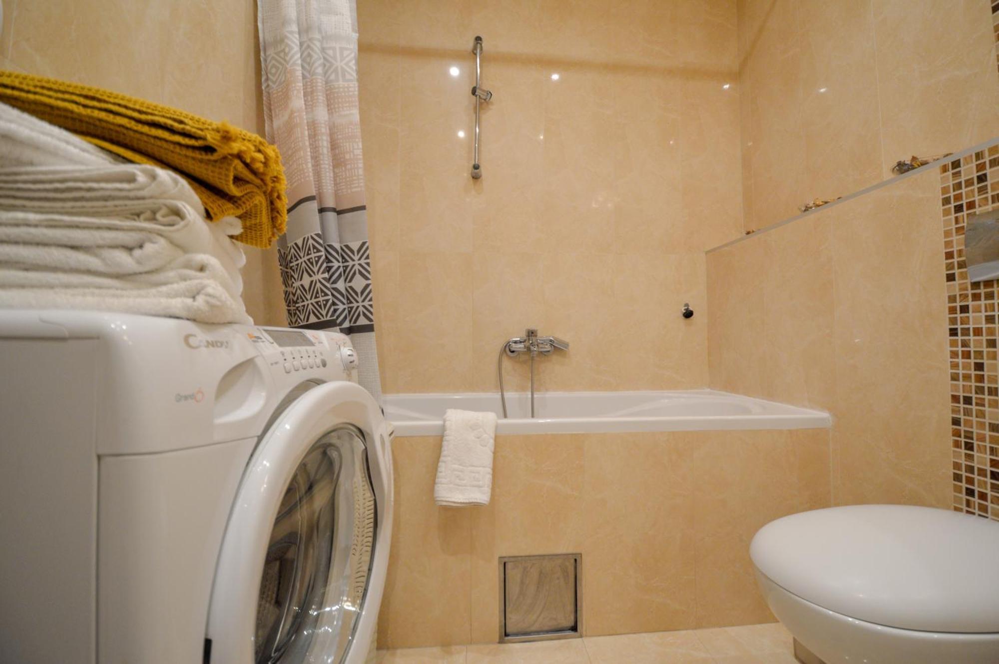 Spacious Studio Park City Νόβι Σαντ Εξωτερικό φωτογραφία